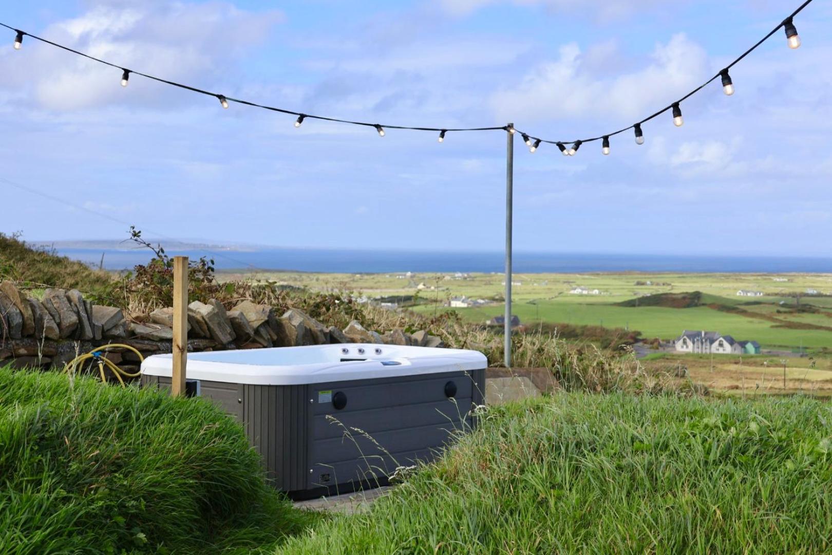 Elfin Cottage Doolin Esterno foto