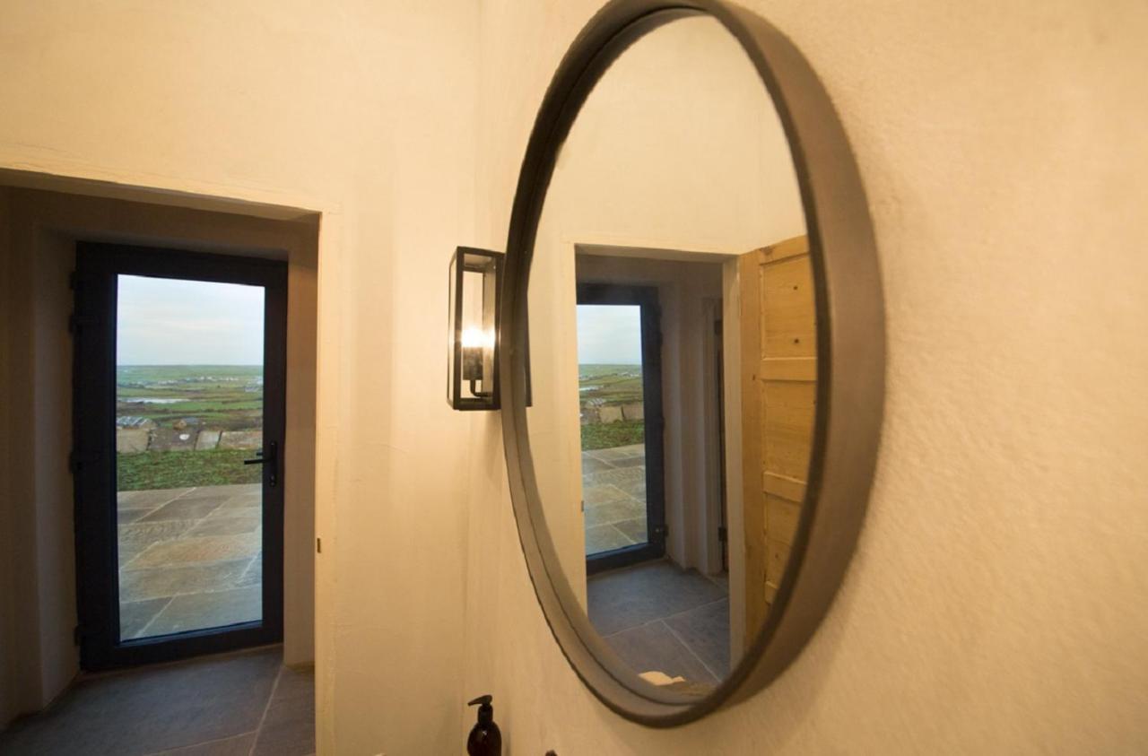 Elfin Cottage Doolin Esterno foto