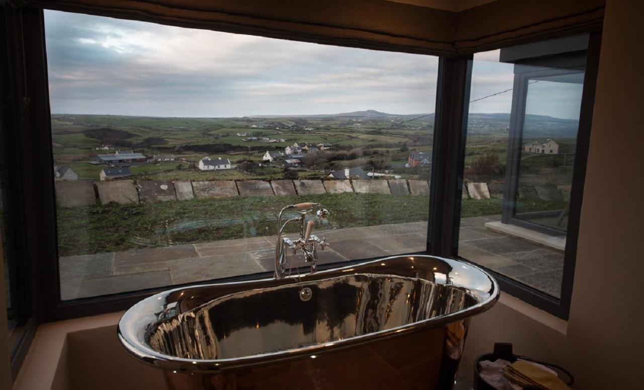 Elfin Cottage Doolin Esterno foto